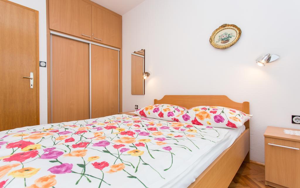 Apartments Lucija Baska  Luaran gambar