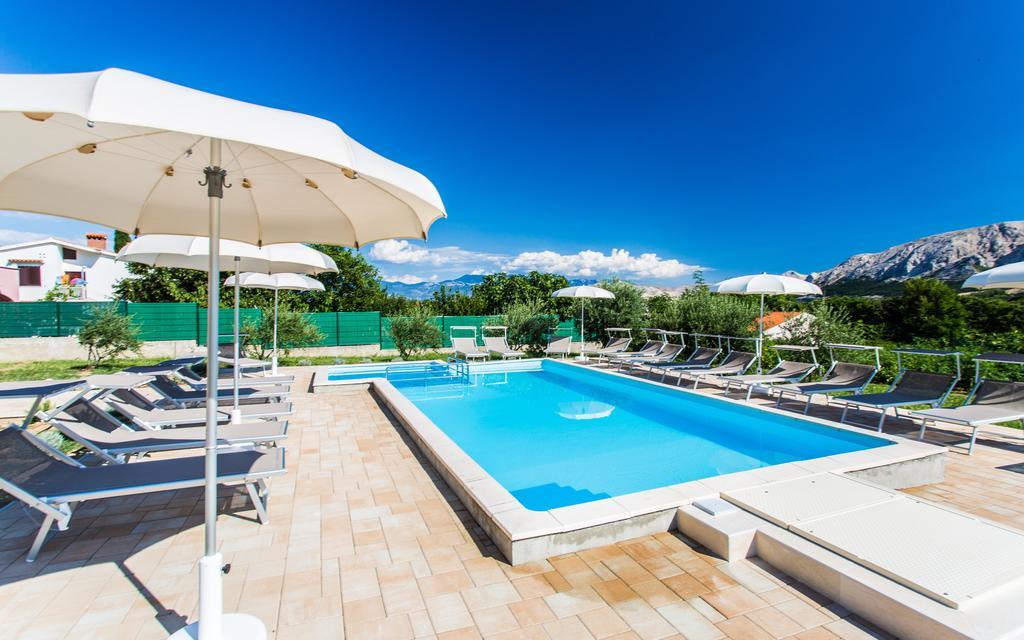 Apartments Lucija Baska  Luaran gambar
