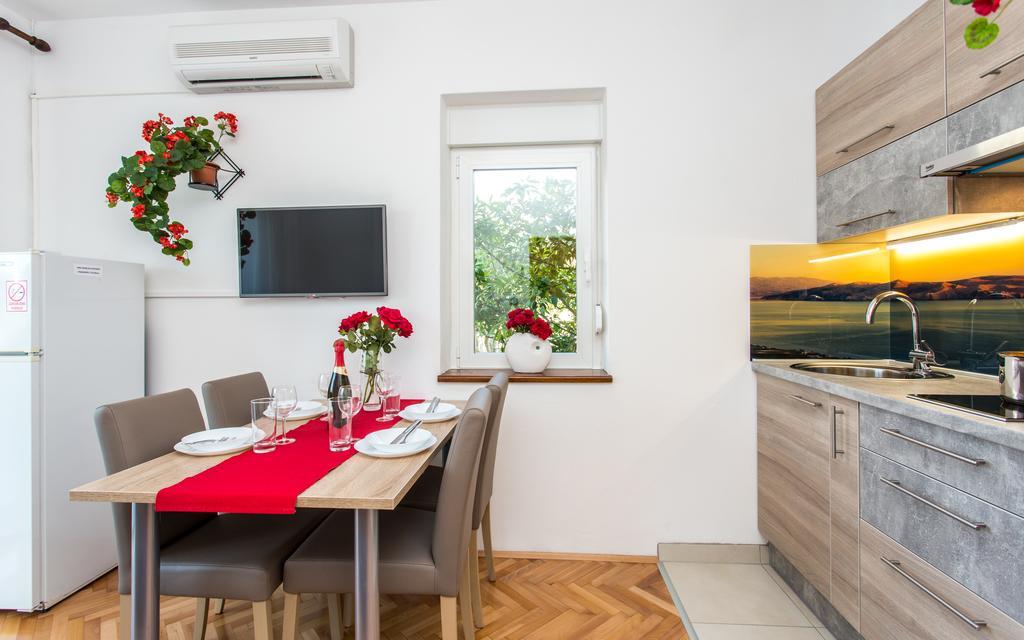Apartments Lucija Baska  Luaran gambar